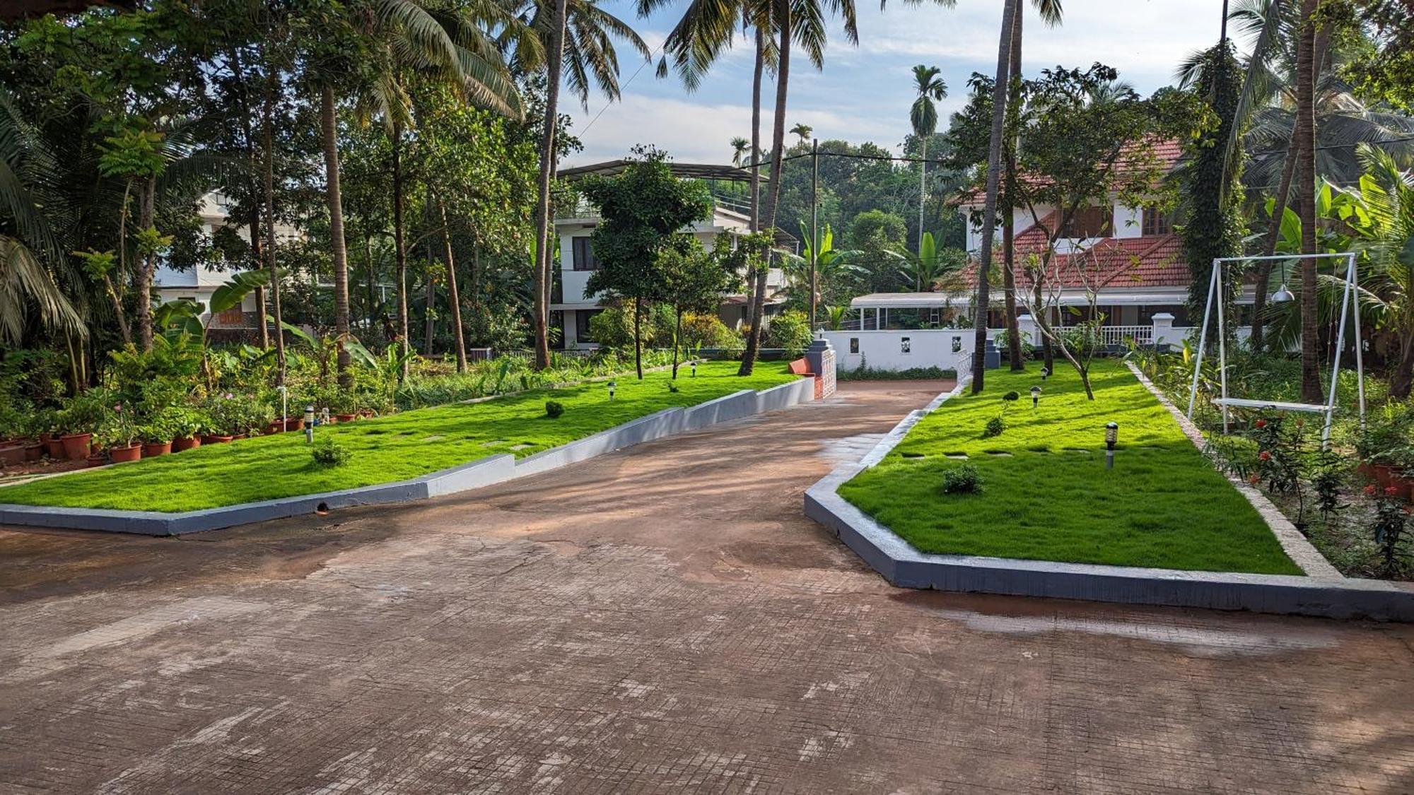 Hill Top Homes Kannur Buitenkant foto